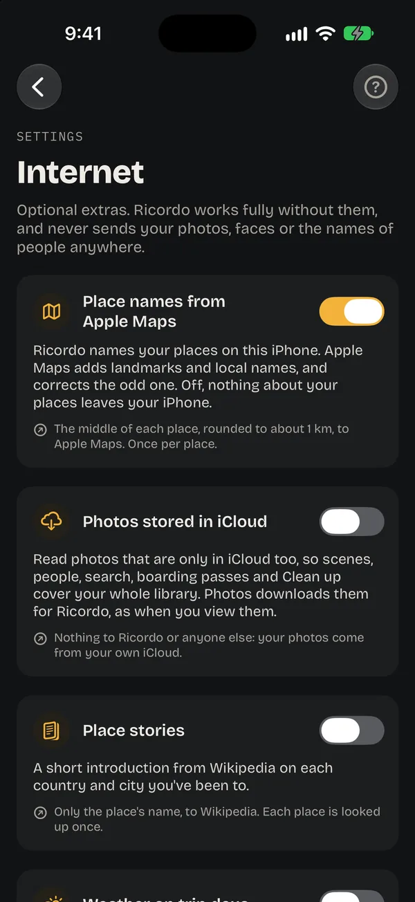 Settings → Internet in Ricordo: optional extras, each with what it sends. Place names from Apple Maps on; Photos stored in iCloud and Place stories off.