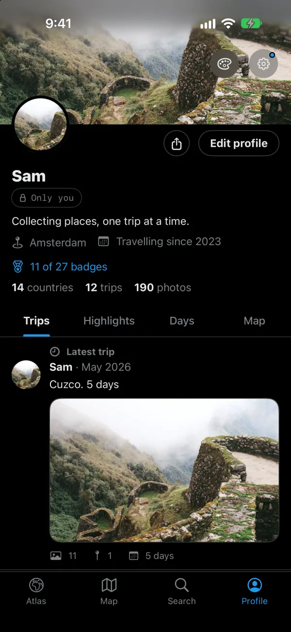 Sam’s Profile in Timeline: a banner, the portrait, and the latest trip on top as a post: Cuzco, 5 days.
